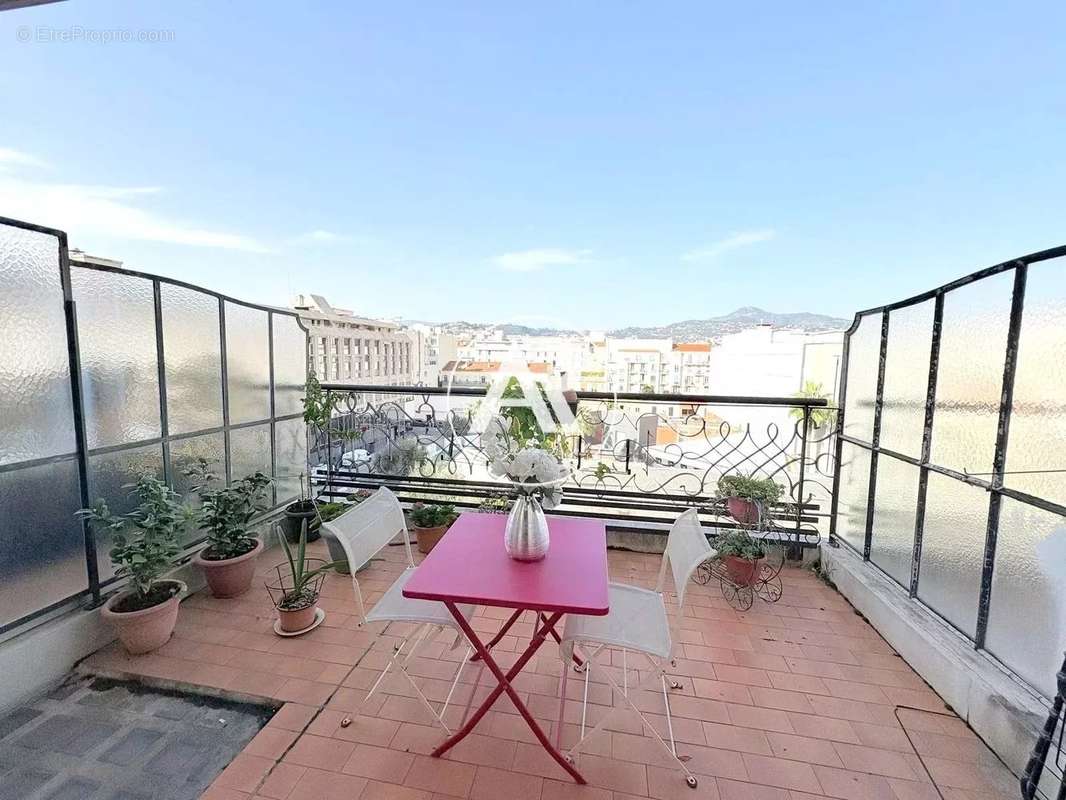 Appartement à NICE