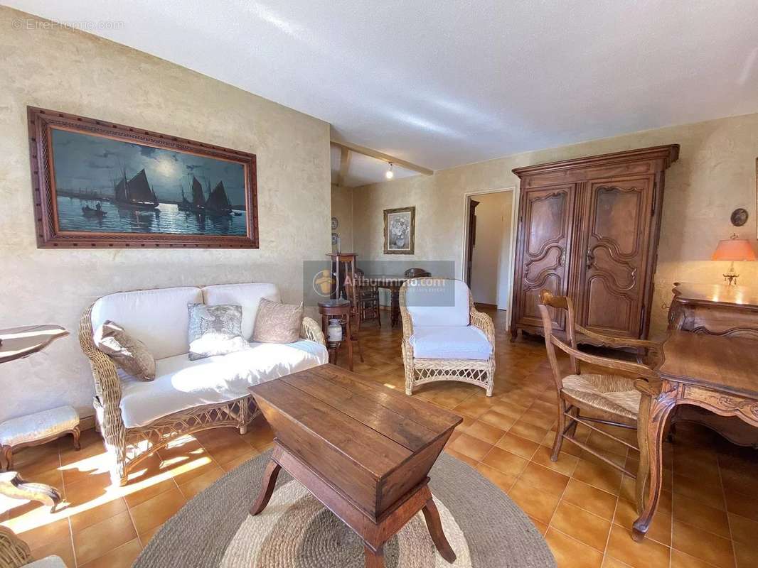 Appartement à FREJUS