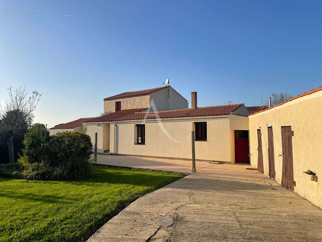 Maison à LE BERNARD