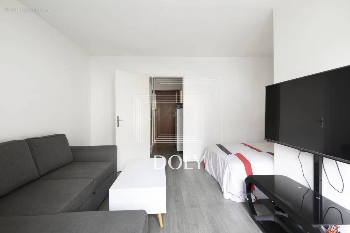 Appartement à PARIS-11E