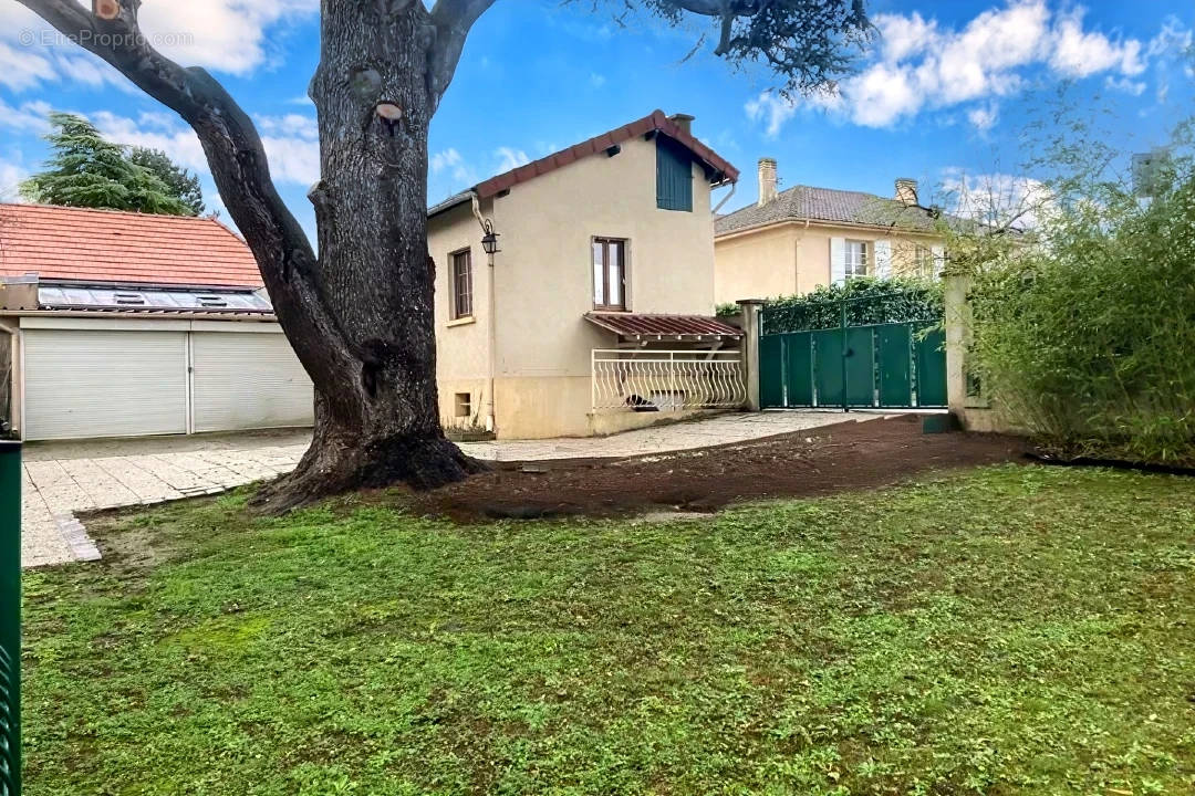 Maison à MARLY-LE-ROI