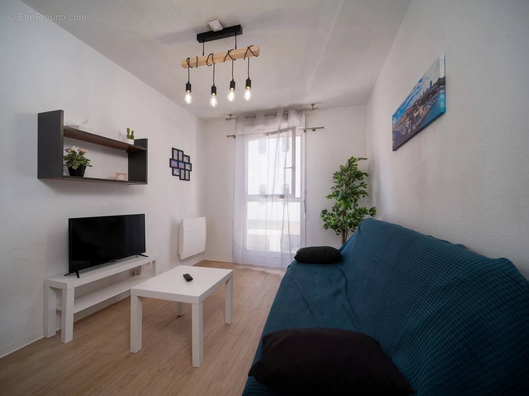 Appartement à MARSEILLE-3E