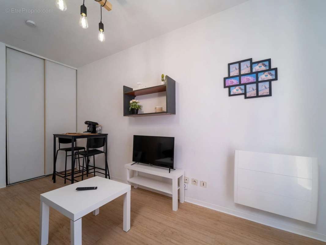 Appartement à MARSEILLE-3E