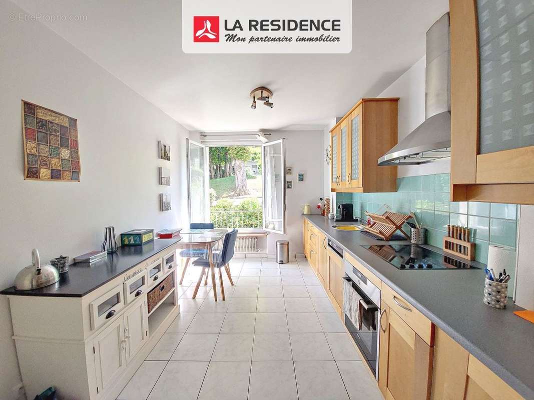 Appartement à RUEIL-MALMAISON