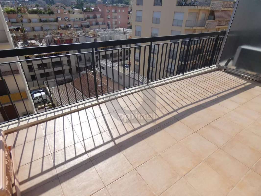 Appartement à ROQUEBRUNE-CAP-MARTIN