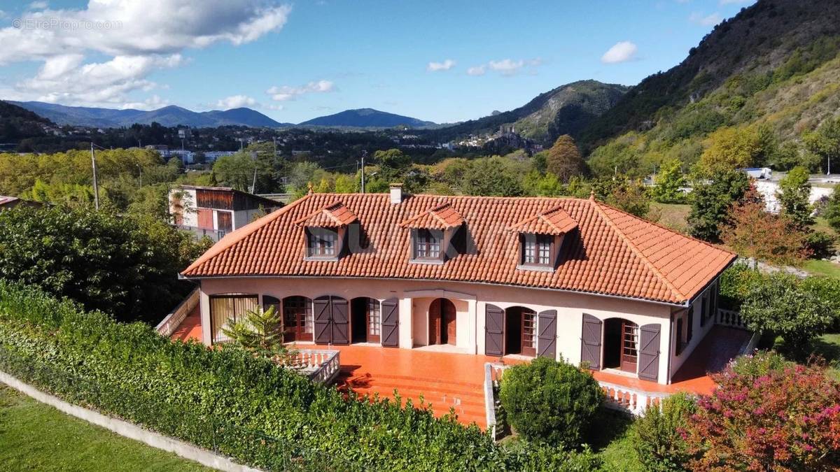 Maison à FOIX