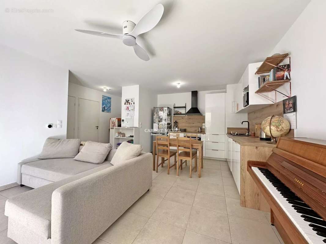 Appartement à ROQUEFORT-LES-PINS