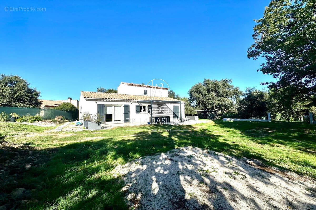 Maison à SAINT-MAXIMIN-LA-SAINTE-BAUME