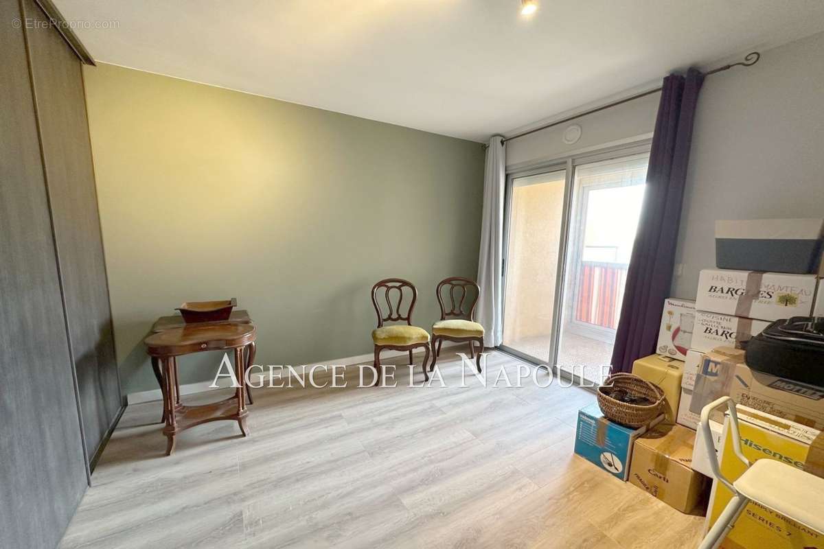 Appartement à MANDELIEU-LA-NAPOULE