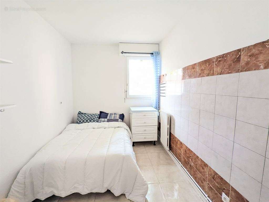 Appartement à PARIS-19E