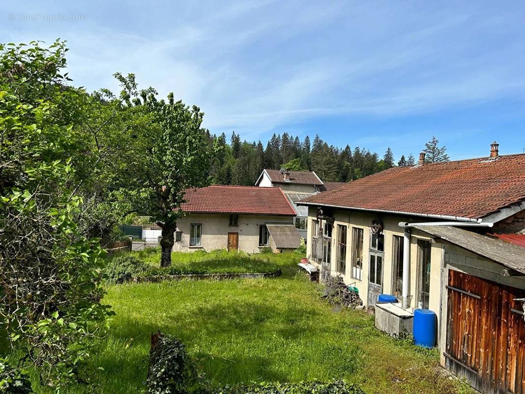 Maison à OYONNAX