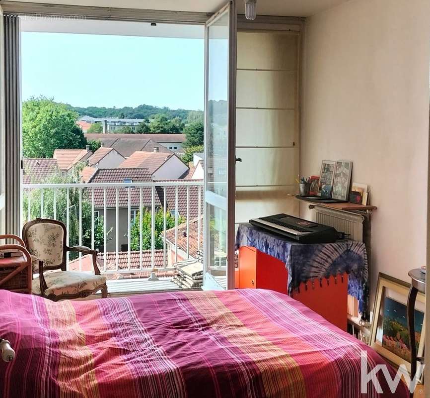 Appartement à FONTENAY-LE-FLEURY