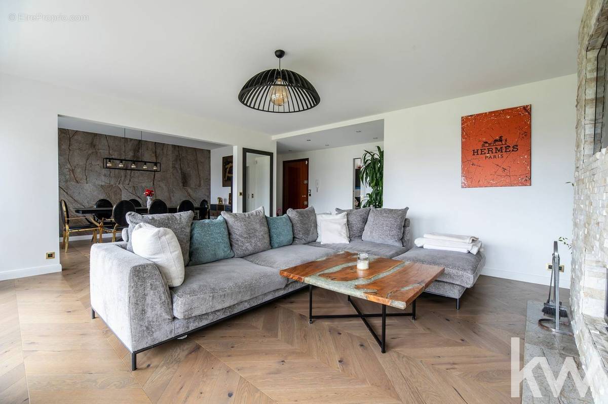 Appartement à NOISY-LE-ROI