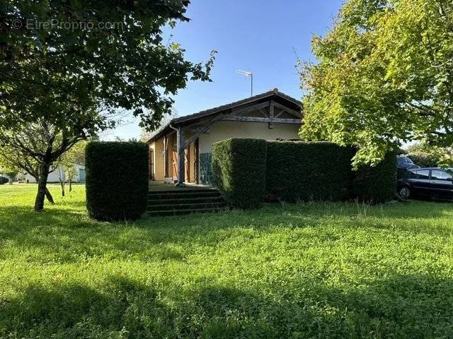 Maison à SAINT-CIERS-SUR-GIRONDE