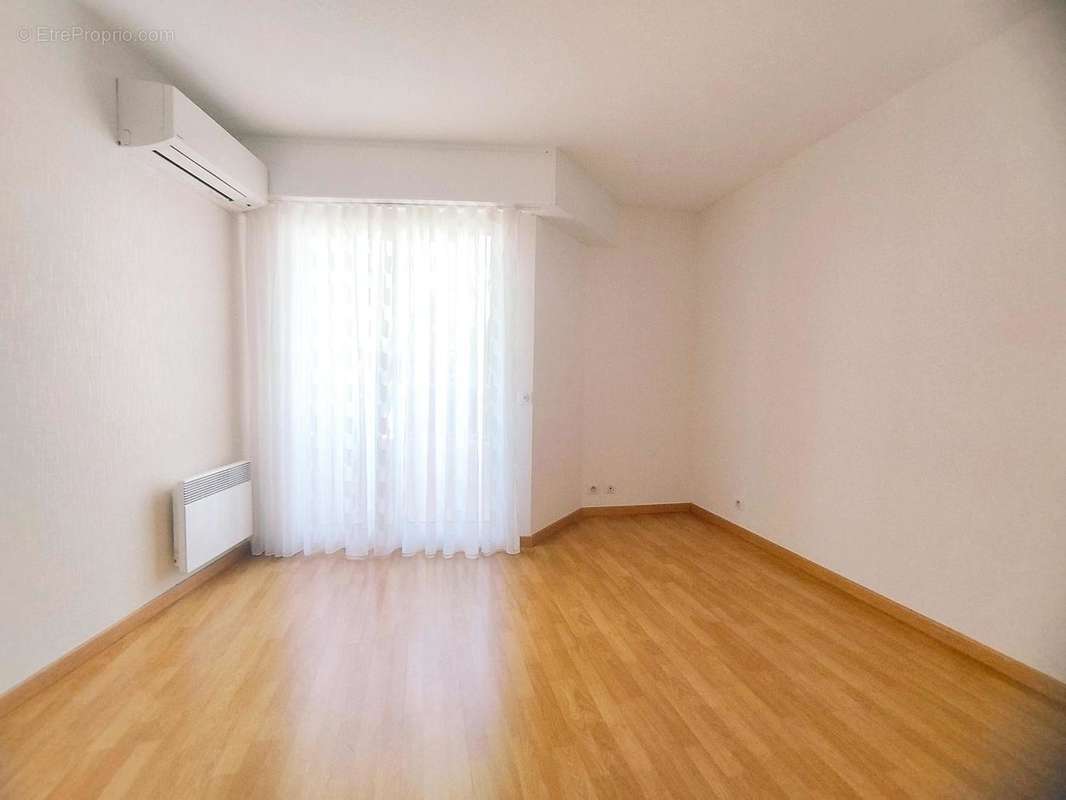   - Appartement à NICE