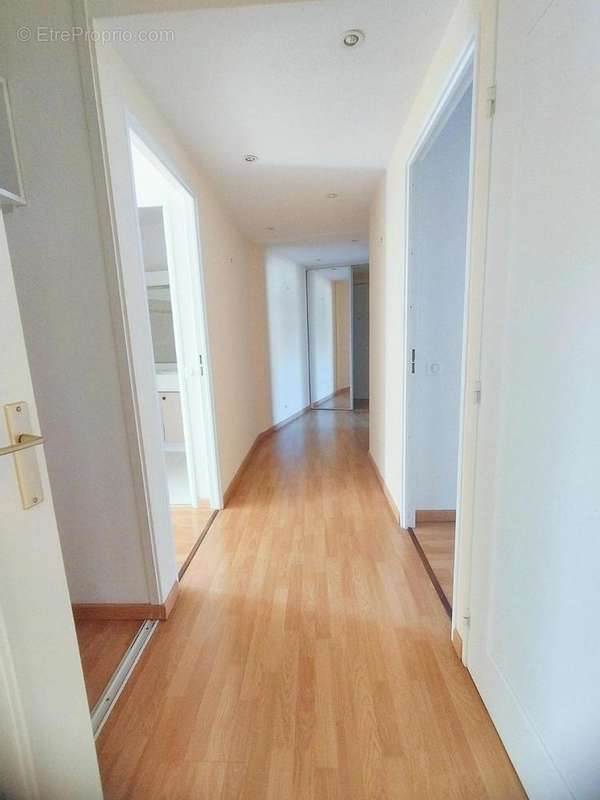   - Appartement à NICE