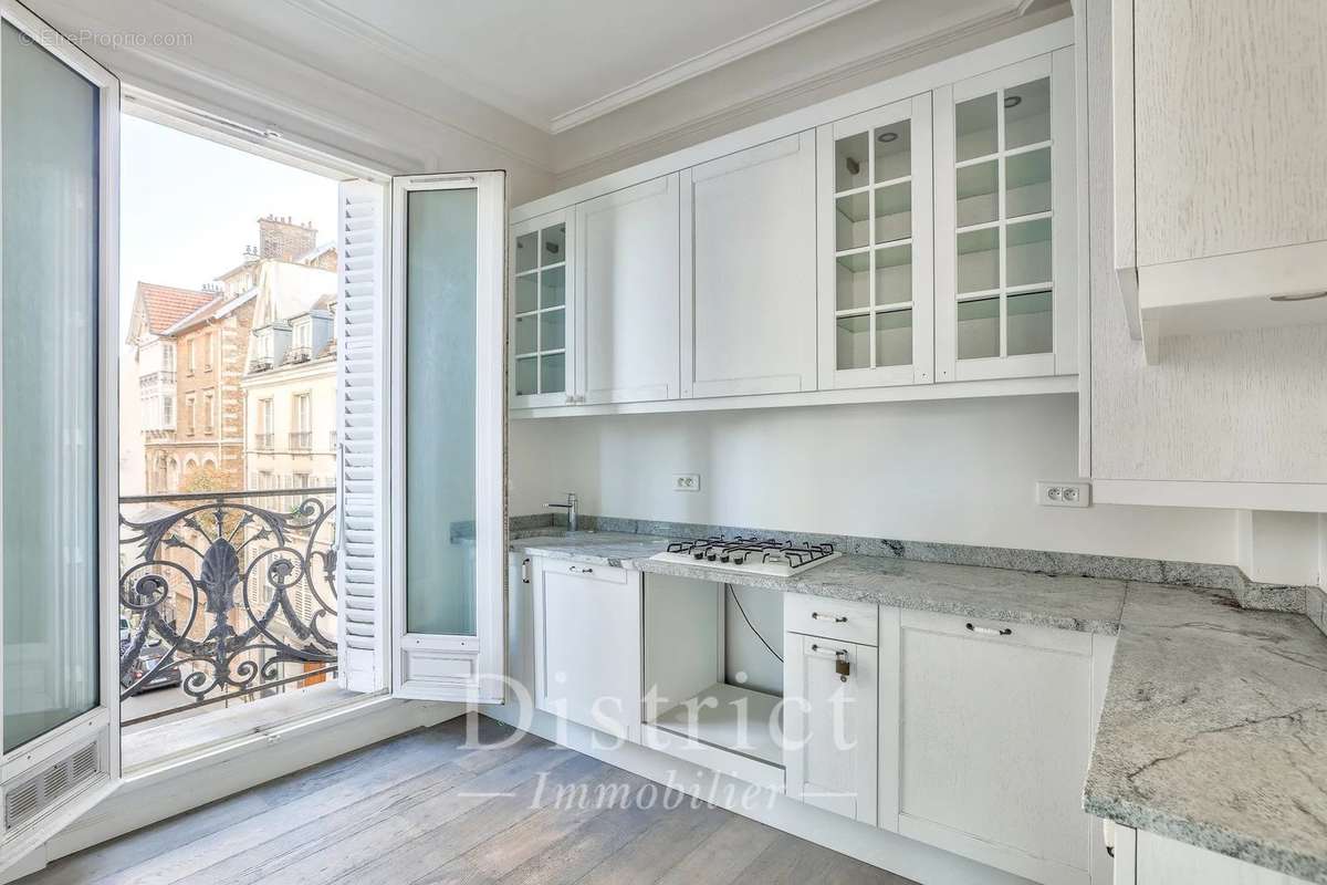 Appartement à PARIS-4E