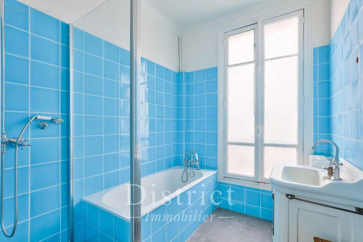 Appartement à PARIS-4E