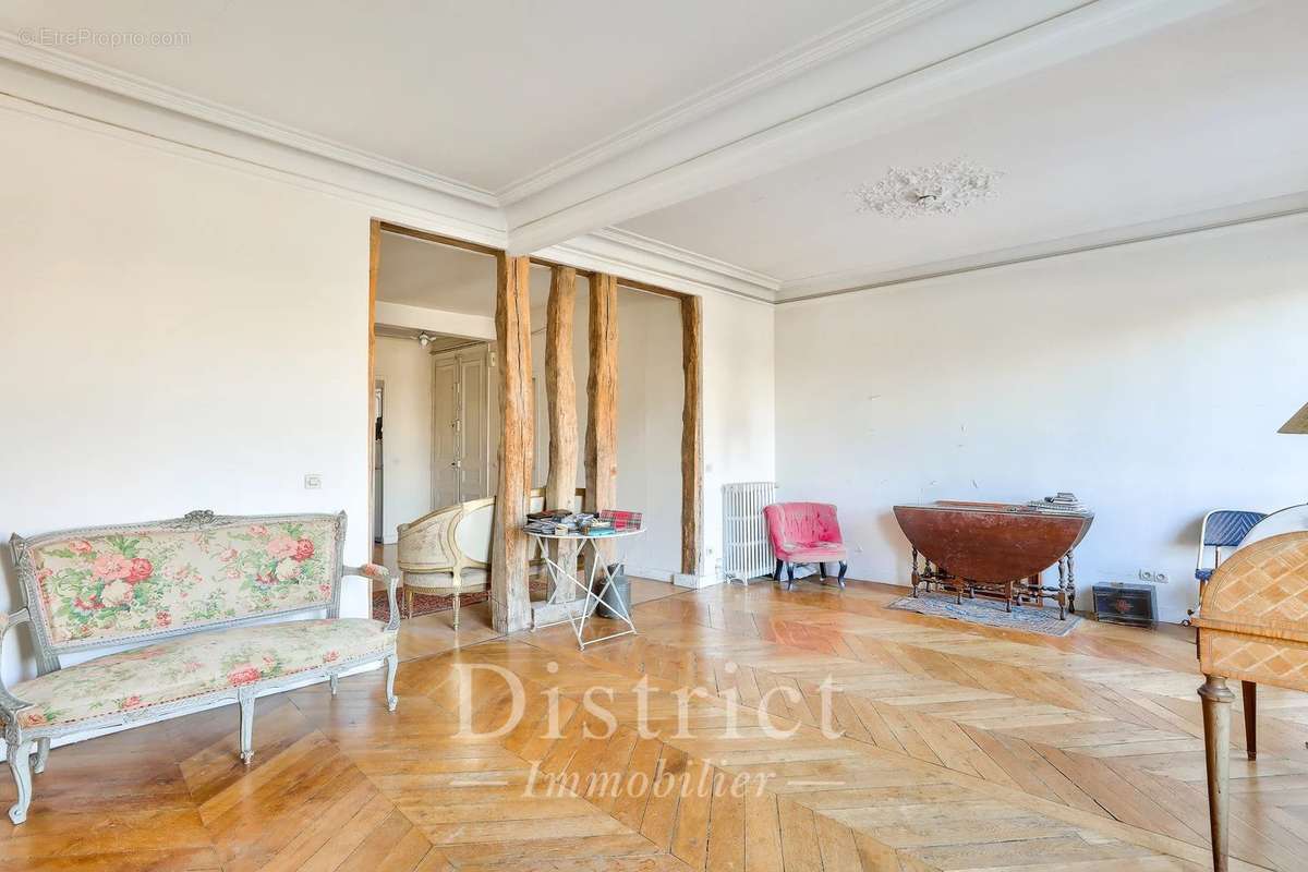 Appartement à PARIS-4E