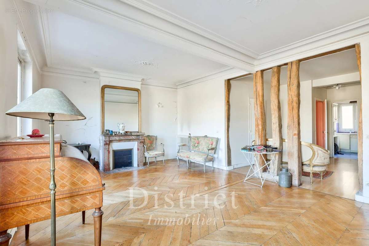 Appartement à PARIS-4E