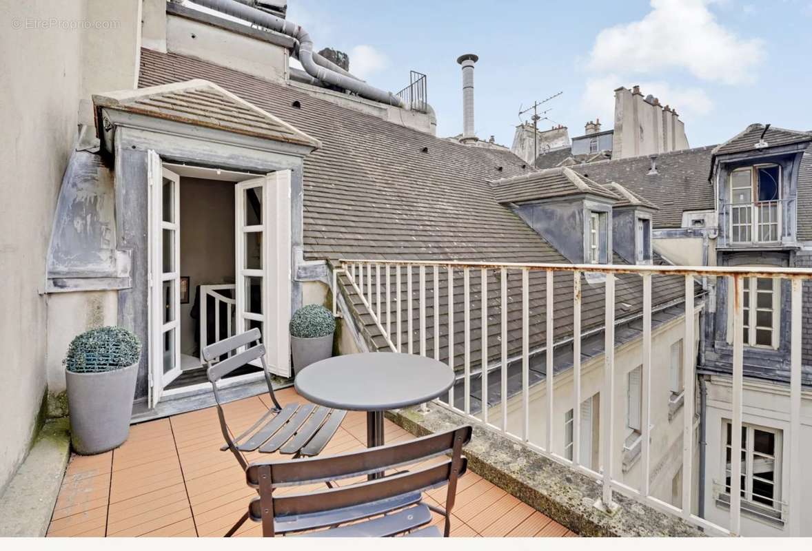 Appartement à PARIS-6E