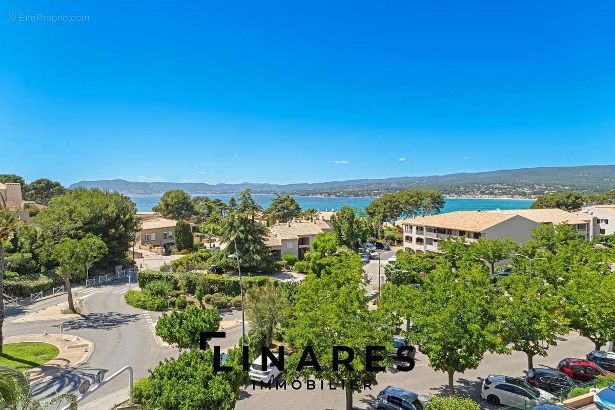 Appartement à SAINT-CYR-SUR-MER