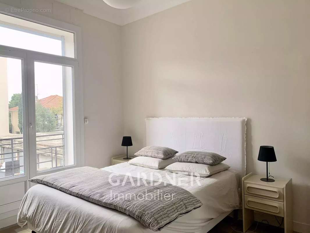 Appartement à MARSEILLE-9E