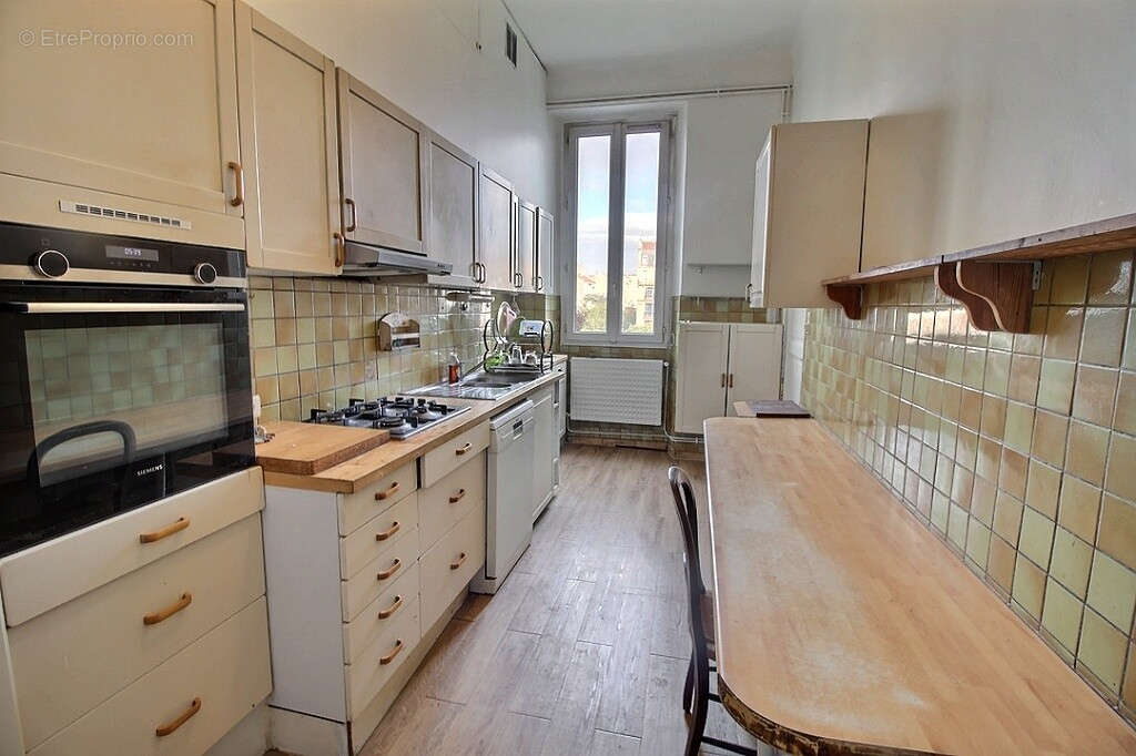 Appartement à MARSEILLE-8E