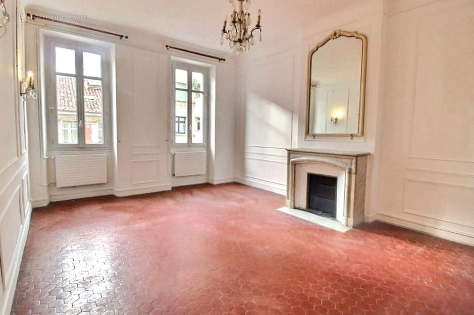 Appartement à MARSEILLE-8E