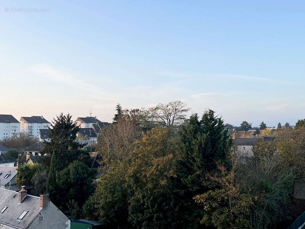 Appartement à SAINT-CYR-SUR-LOIRE