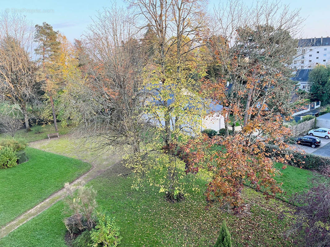 Appartement à SAINT-CYR-SUR-LOIRE