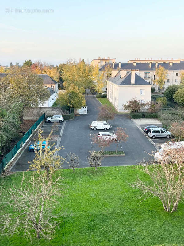 Appartement à SAINT-CYR-SUR-LOIRE