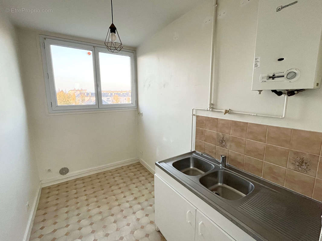 Appartement à SAINT-CYR-SUR-LOIRE