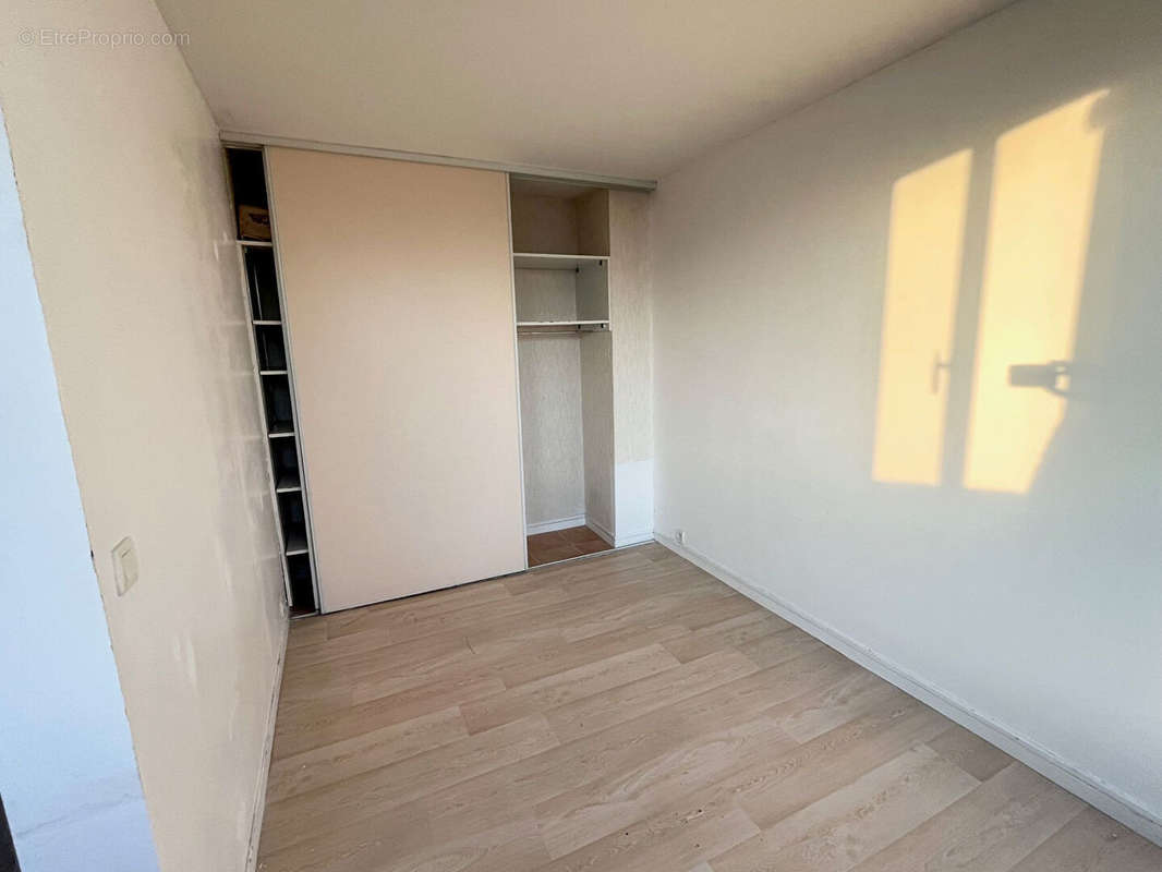 Appartement à SAINT-CYR-SUR-LOIRE