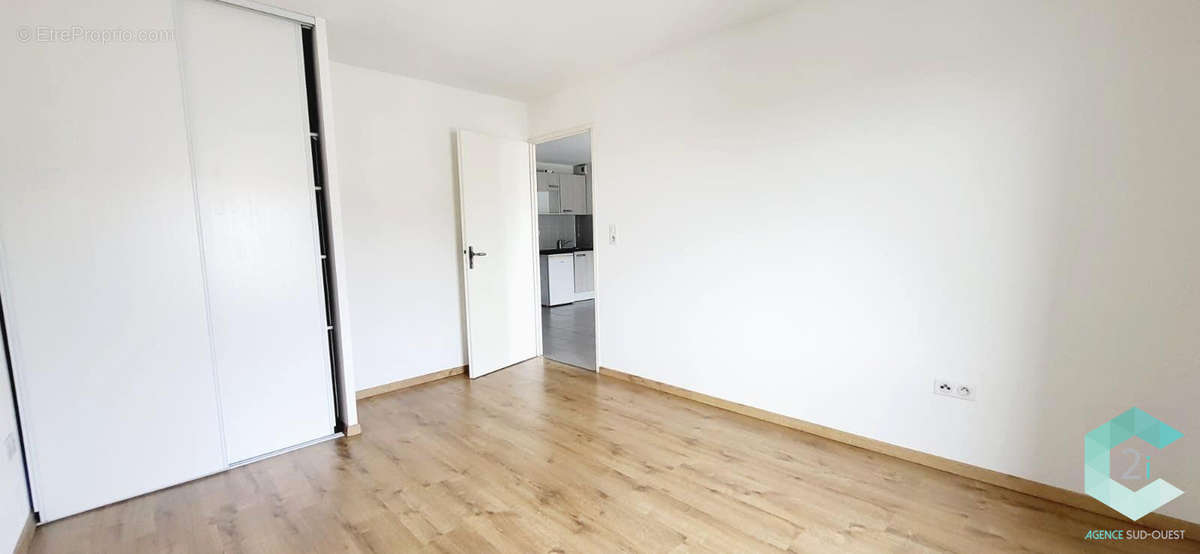 Appartement à CORNEBARRIEU