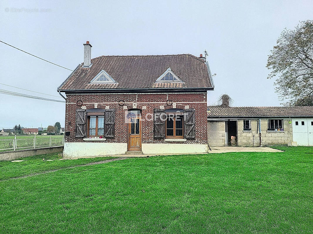 Maison à TERGNIER