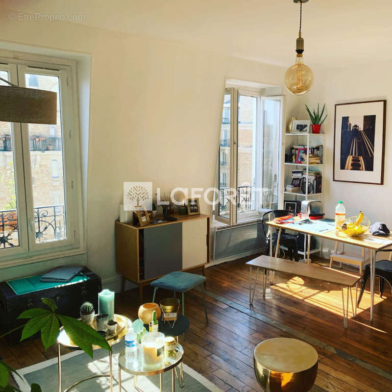 Appartement à PARIS-18E