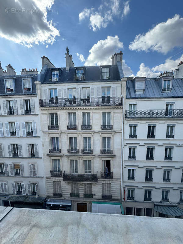 Appartement à PARIS-7E