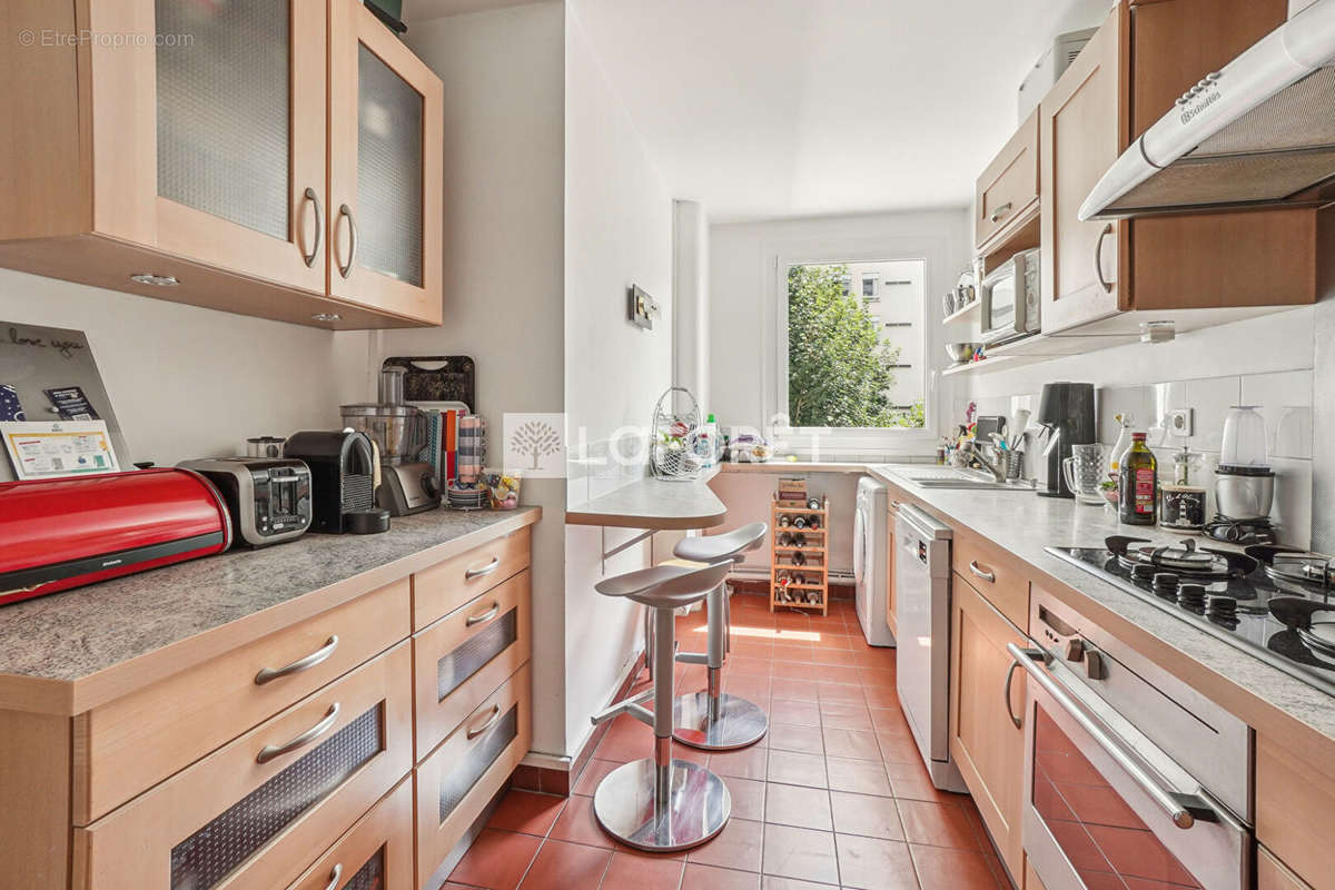 Appartement à PARIS-20E