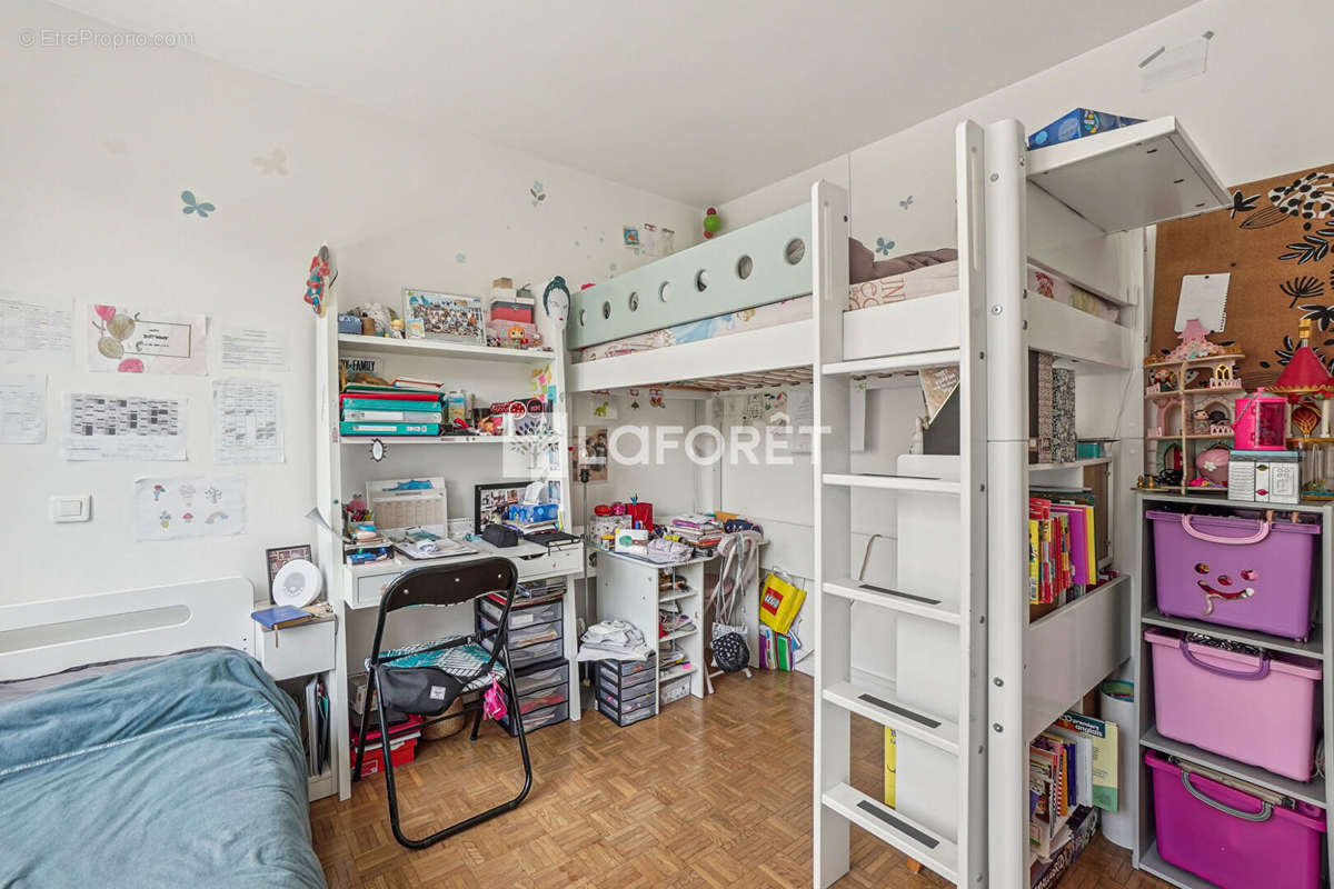 Appartement à PARIS-20E