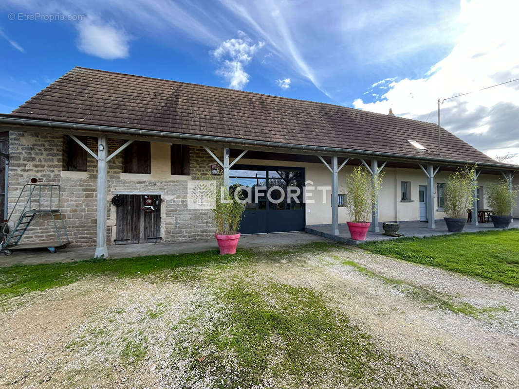 Maison à LOUHANS