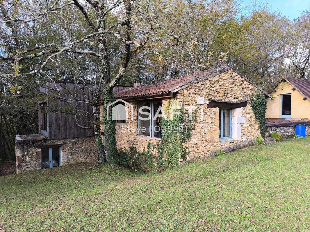 Photo 3 - Maison à SAINT-LEON-SUR-VEZERE