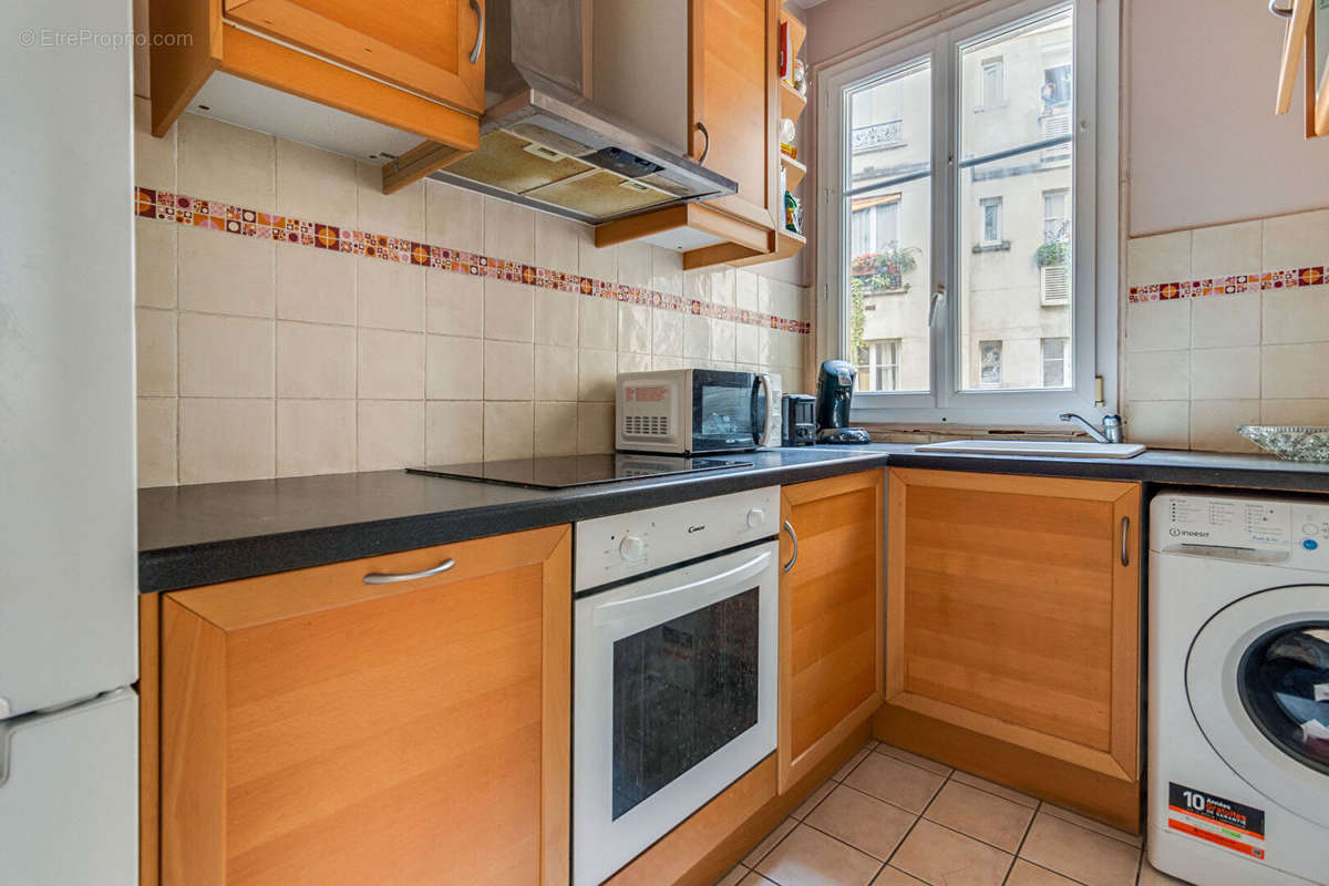 Appartement à PARIS-10E