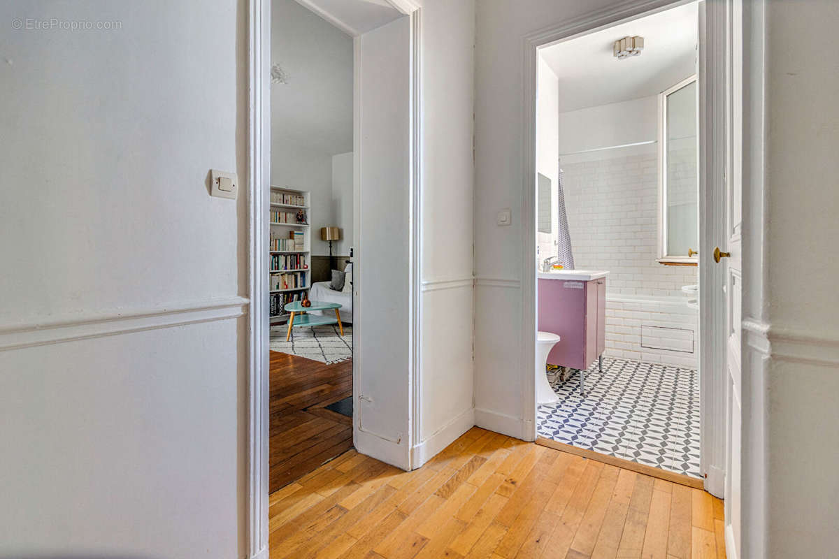 Appartement à PARIS-10E