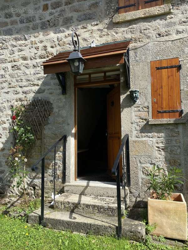 Maison à FAUX-LA-MONTAGNE