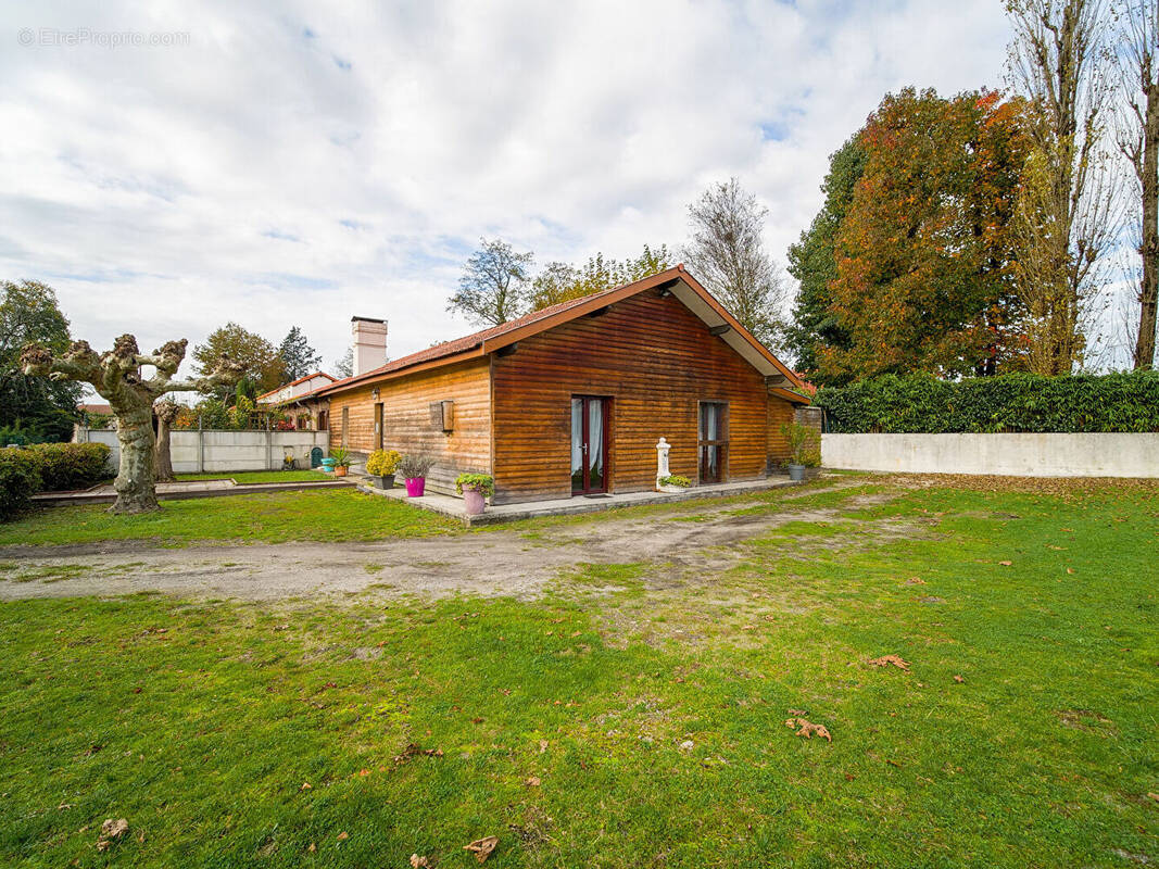 Maison à PARENTIS-EN-BORN