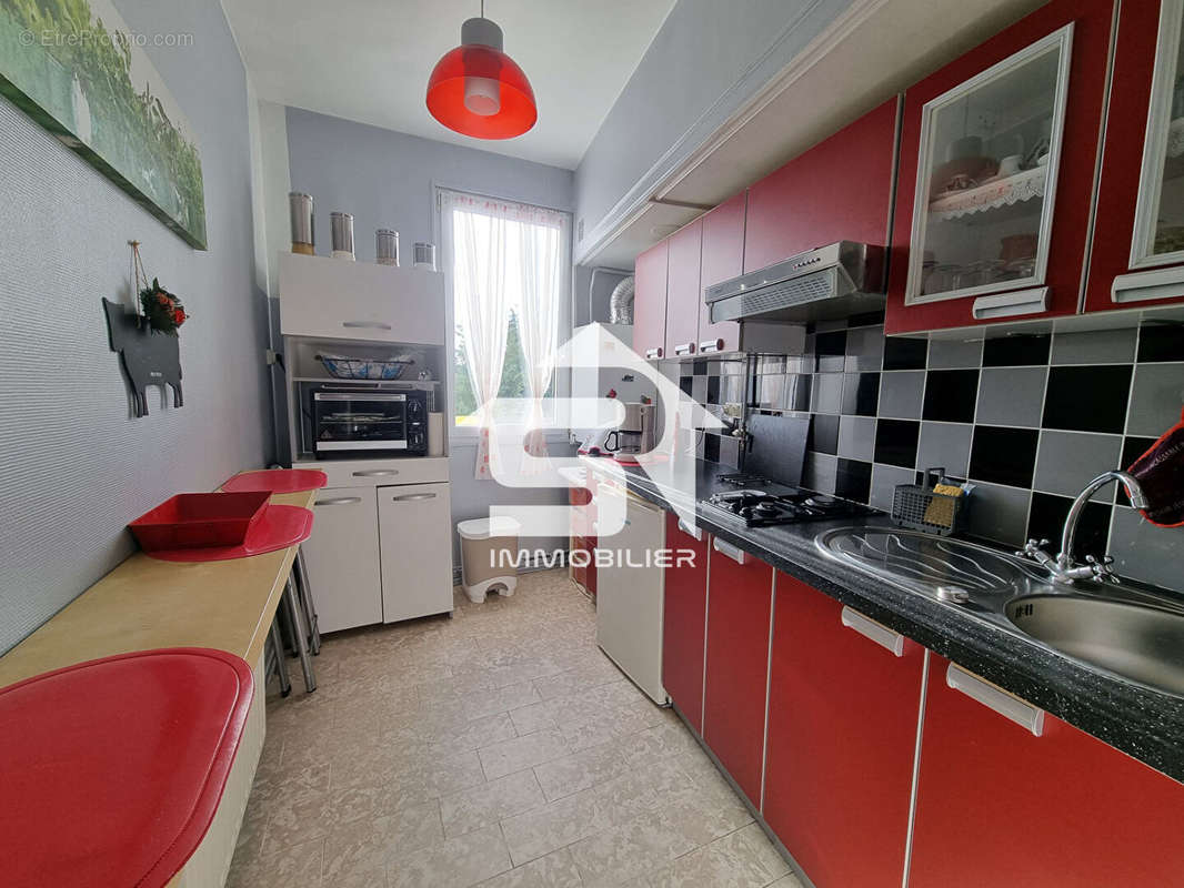 Appartement à FONTENAY-SOUS-BOIS