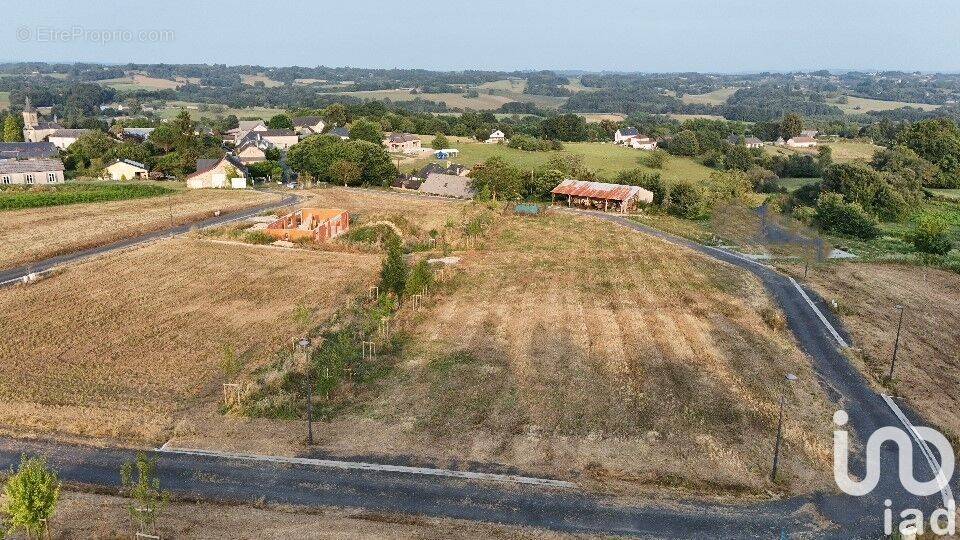 Photo 1 - Terrain à SAINT-BONNET-L&#039;ENFANTIER