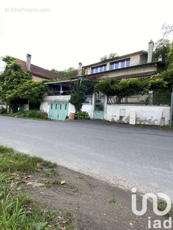 Photo 2 - Maison à LE COUDRAY-MONTCEAUX