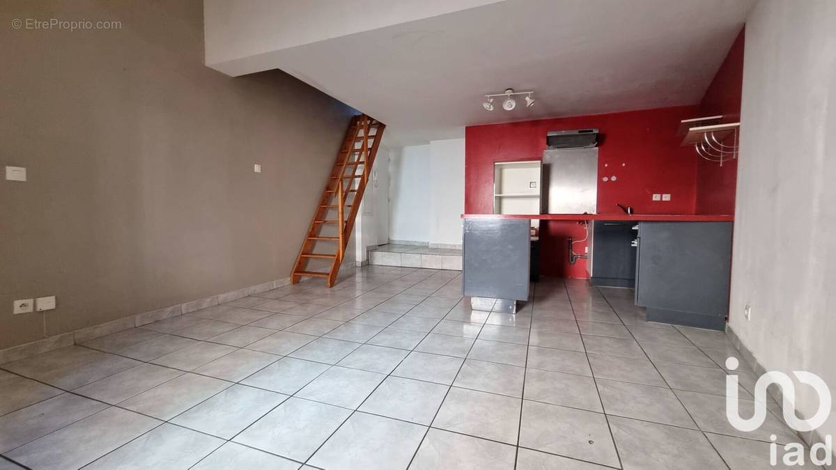 Photo 1 - Appartement à ROUJAN